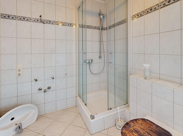 Badezimmer 1