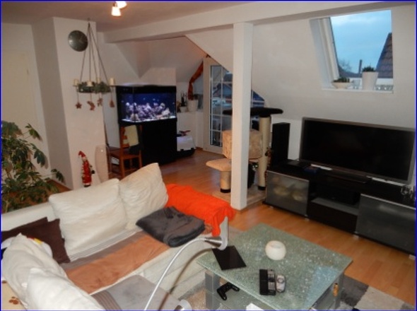 Wohnzimmer mit Blick zum 2. Balkon