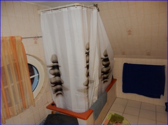 Bad mit Dusche