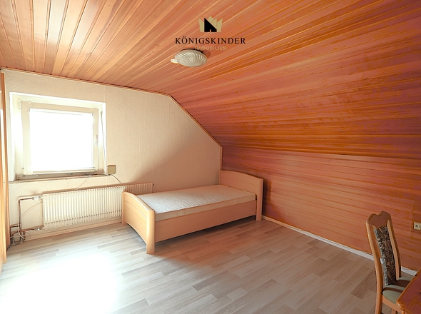 eins der Dachzimmer