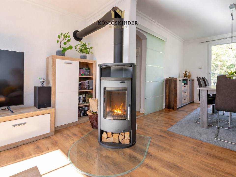 Wohnraum mit Kamin