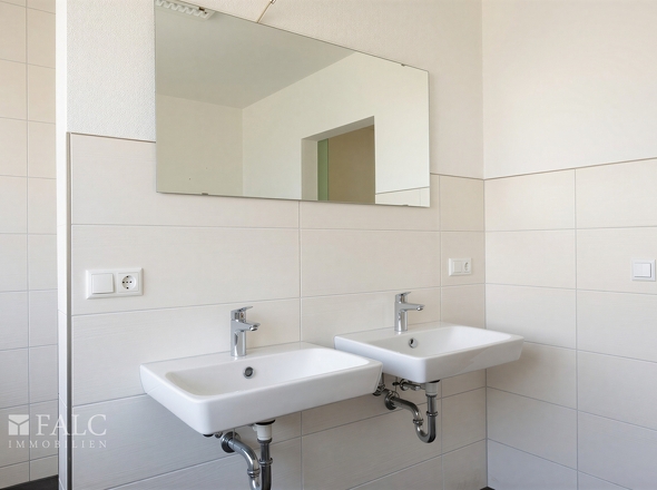   Badezimmer 1 