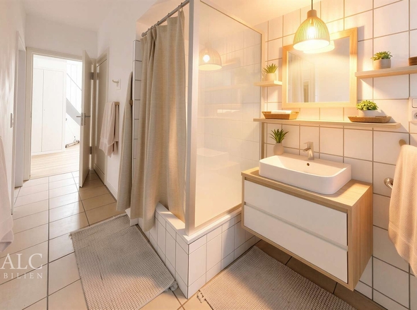 Dusche - (KI generiert) 