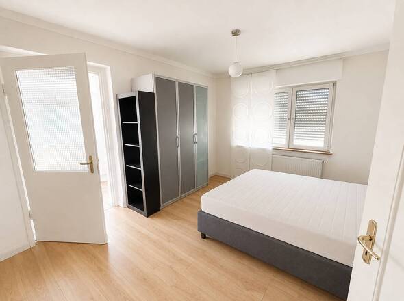 Schlafzimmer 1.OG - Übergang Wintergarten 1.OG