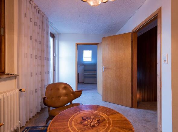 DG: Schlafen #2 m. Blick R. Abstellr. 2