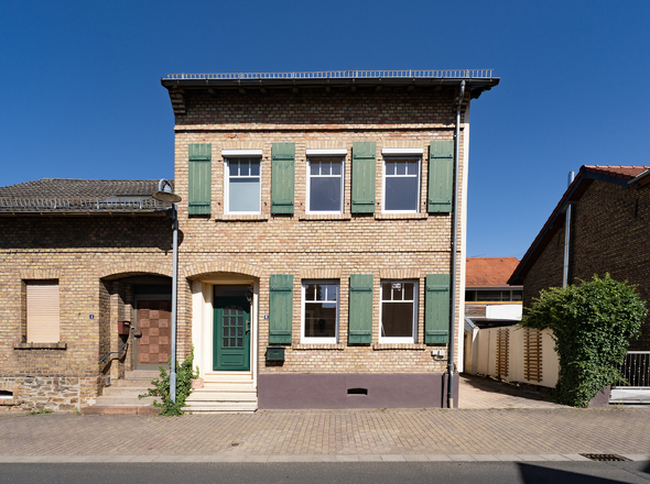 Straßenansicht 