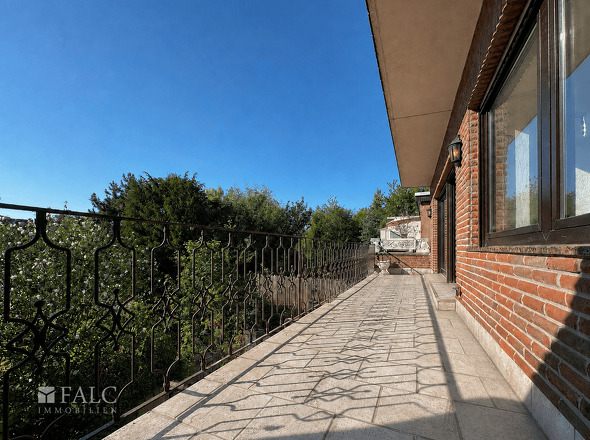 Balkon EG