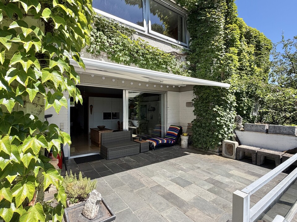 Terrasse vor EG