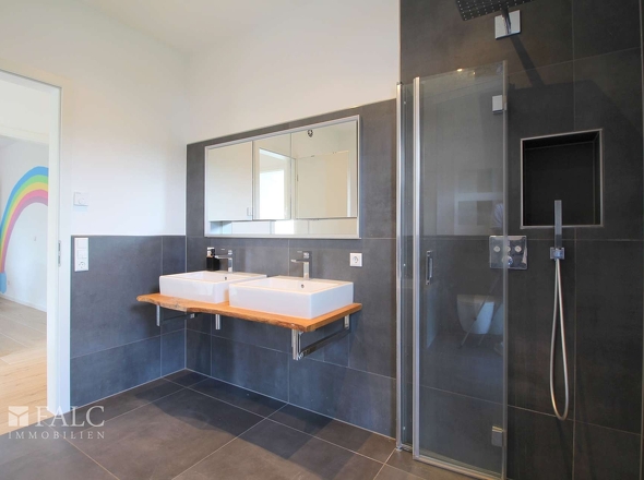 Badezimmer EG 