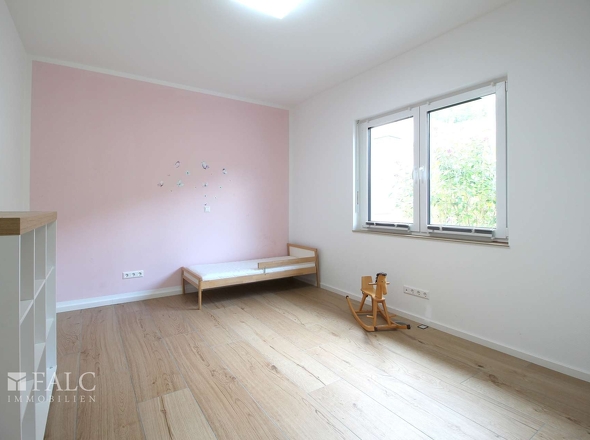 1. Zimmer EG