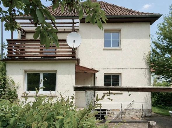                                 Haus Gartenansicht 