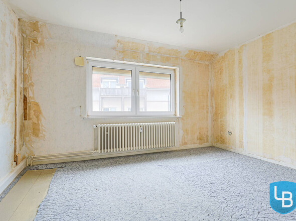Schlafzimmer (ohne Tapeten)