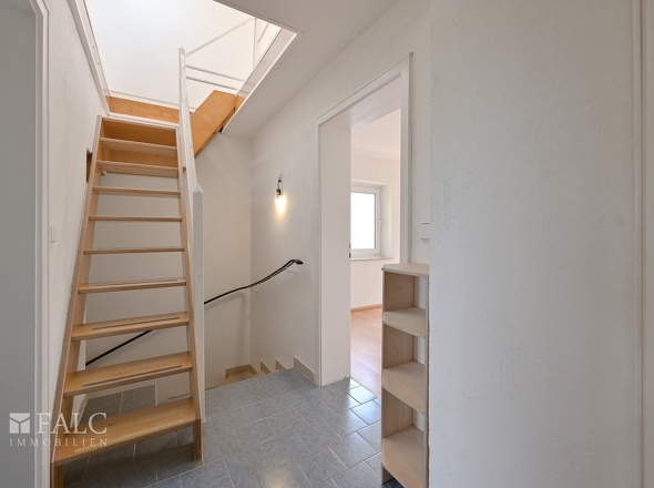 OG Diele Blick DG-Treppe