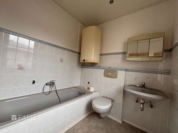 Obergeschoss Badezimmer unsaniert