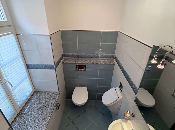 Eingangsbereich Gäste WC
