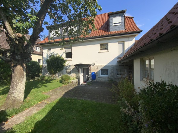 Garten hinter dem Haus