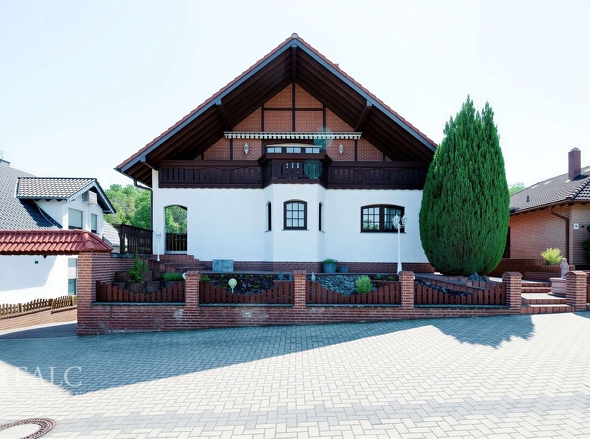 Straßenansicht - (KI generiert)