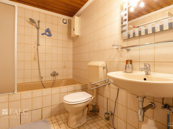 Badezimmer ELW - (KI generiert)