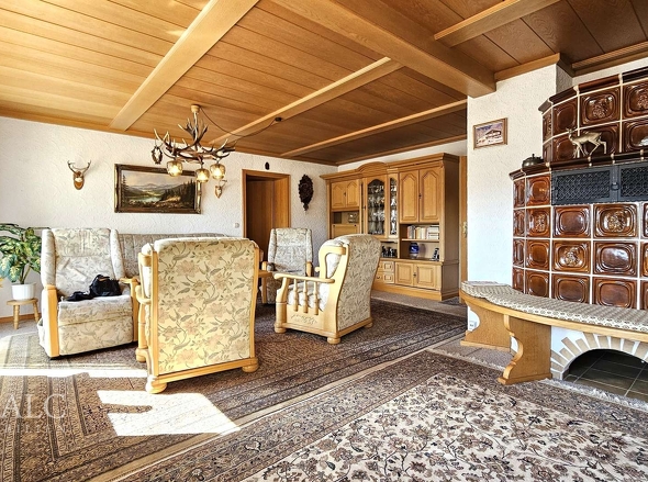 Wohnzimmer OG - Kachelofen