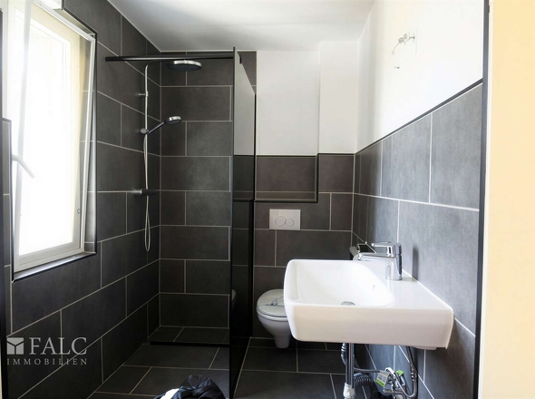 Neues Duschbad 1. OG