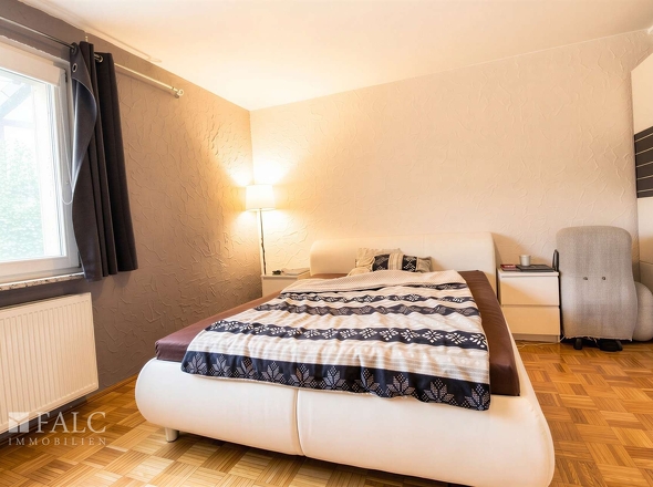 1. OG - weiteres Schlafzimmer - (KI generiert)