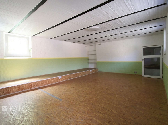 Großer beheizbarer Partyraum