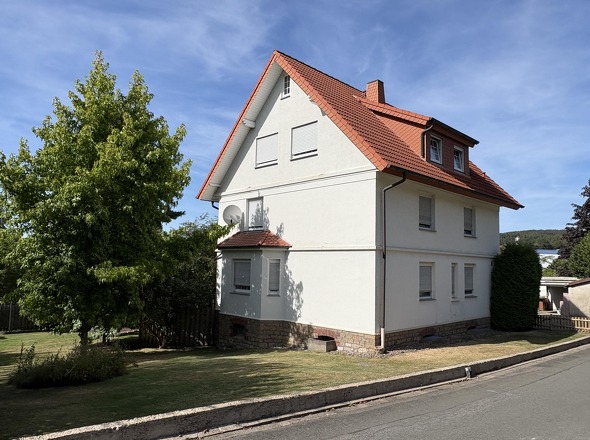 Ansicht mit Gartenanteil