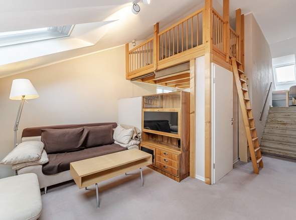 Wohn-/ Schlafzimmer 3