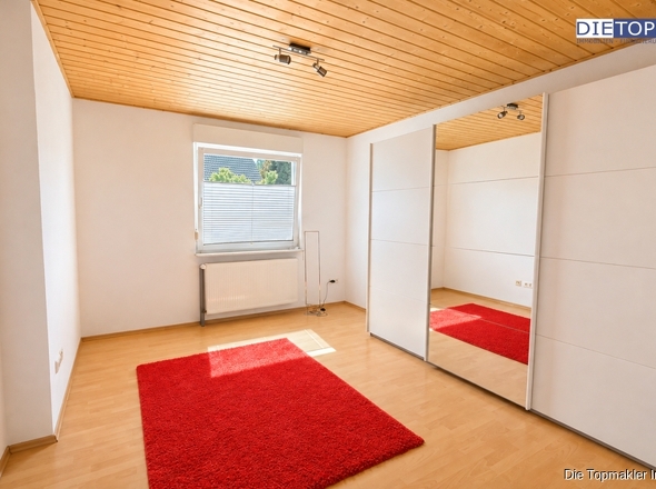 Schlafzimmer Nr.1
