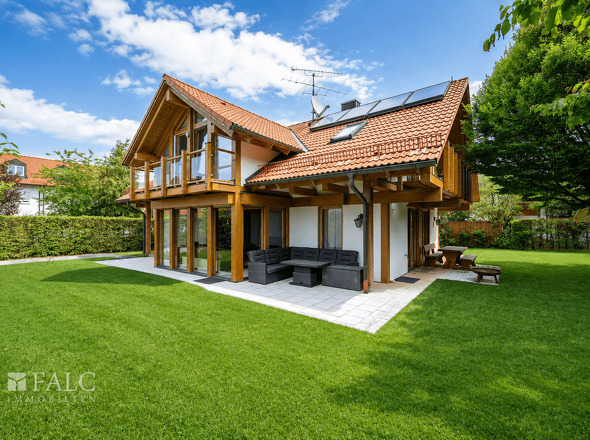 Gebäude mit Garten aus West optimiert