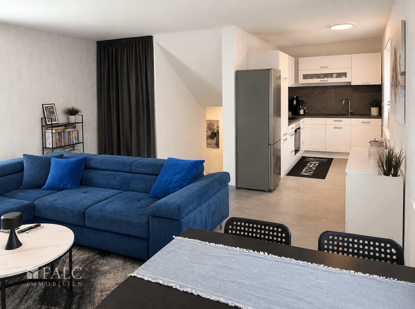 Wohnzimmer mit Küche