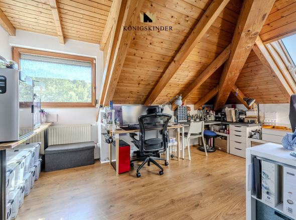 Kinderzimmer/Büro