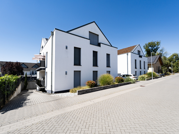 Hausansicht Einfahrt