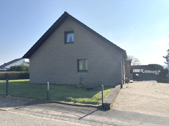 Straßenansicht