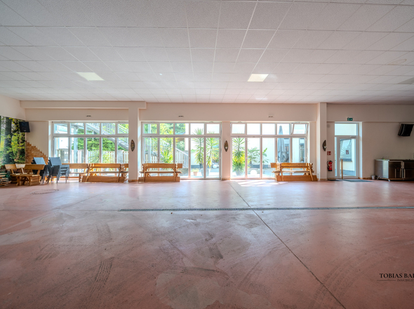 Mehrzweckhalle 2
