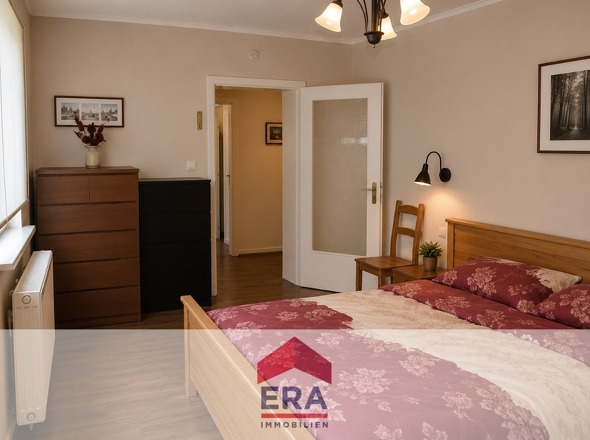 Schlafzimmer / 1.OG Wohnung