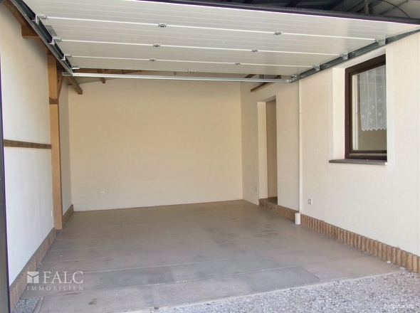 Garage Nr. 3 - KI bearbeitet