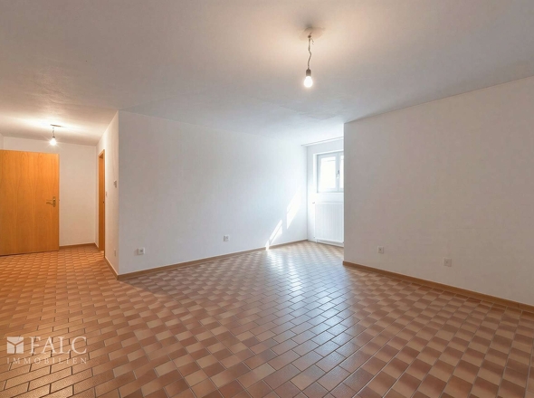 UG Zimmer groß Blick Gang