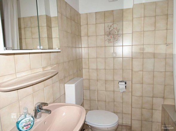 2.OG-Badezimmer - (KI generiert)