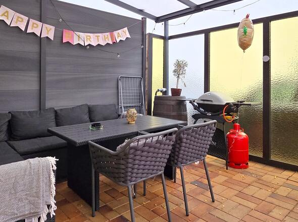 Altbau: Terrasse