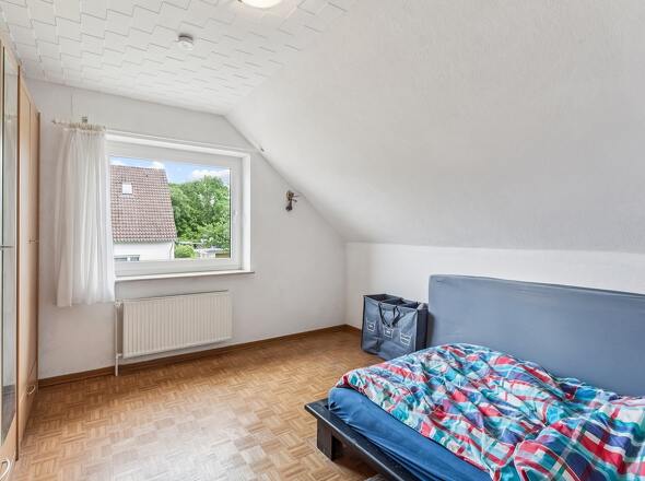 Schlafzimmer DG