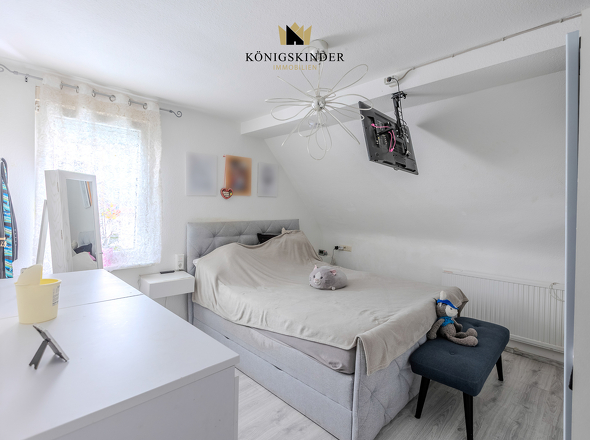 Schlafzimmer DG