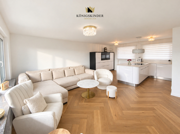 EG Wohnzimmer u. Küche