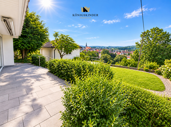 Terrasse und Garten