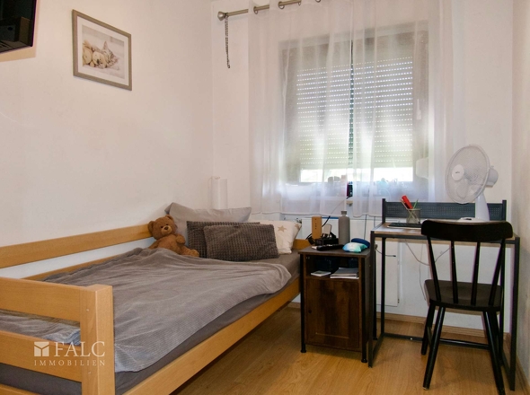 Schlafzimmer 2 von 5