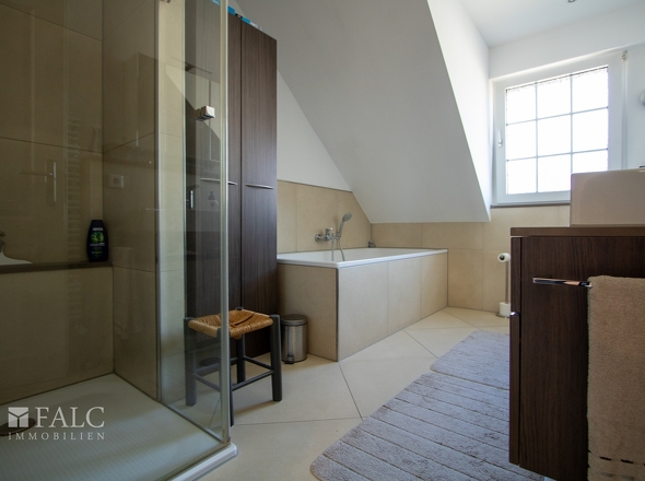 Badezimmer DG