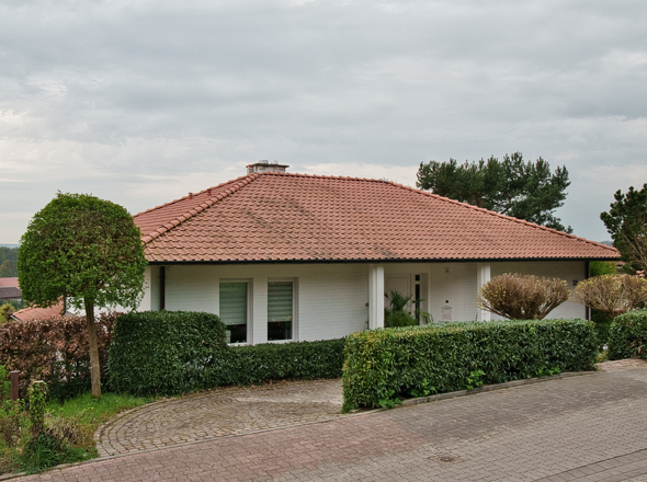hausansicht_straße
