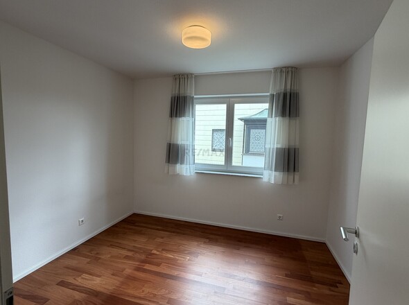  Elternschlafzimmer