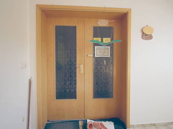 Eingangstür Wohnung OG