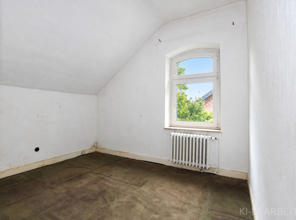 Zimmer im Dachgeschoss – Ansicht 1